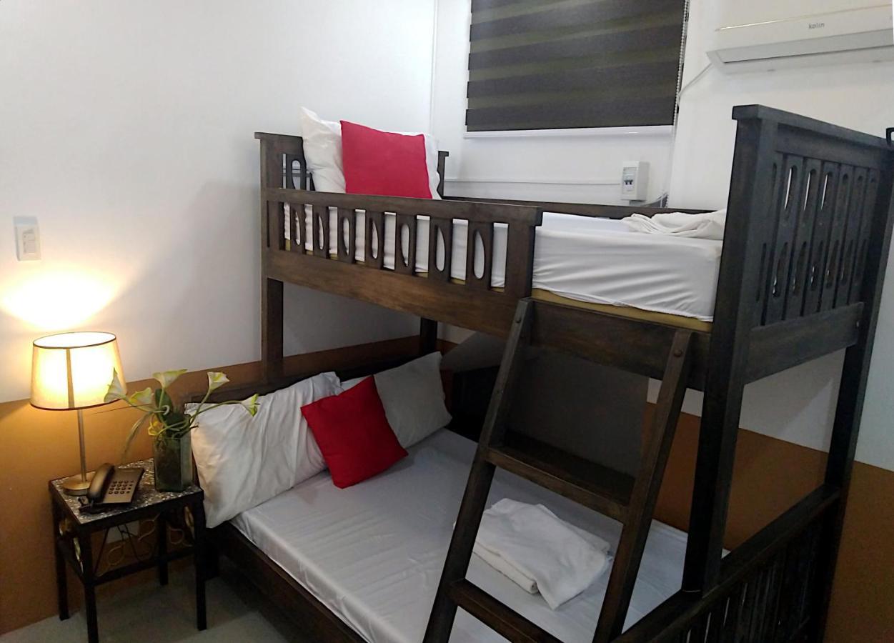 Jil'S Apartelle Tagaytay City Exterior photo
