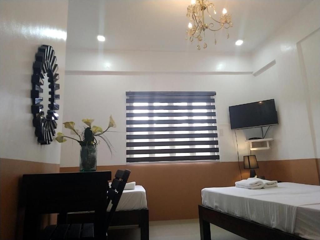 Jil'S Apartelle Tagaytay City Exterior photo